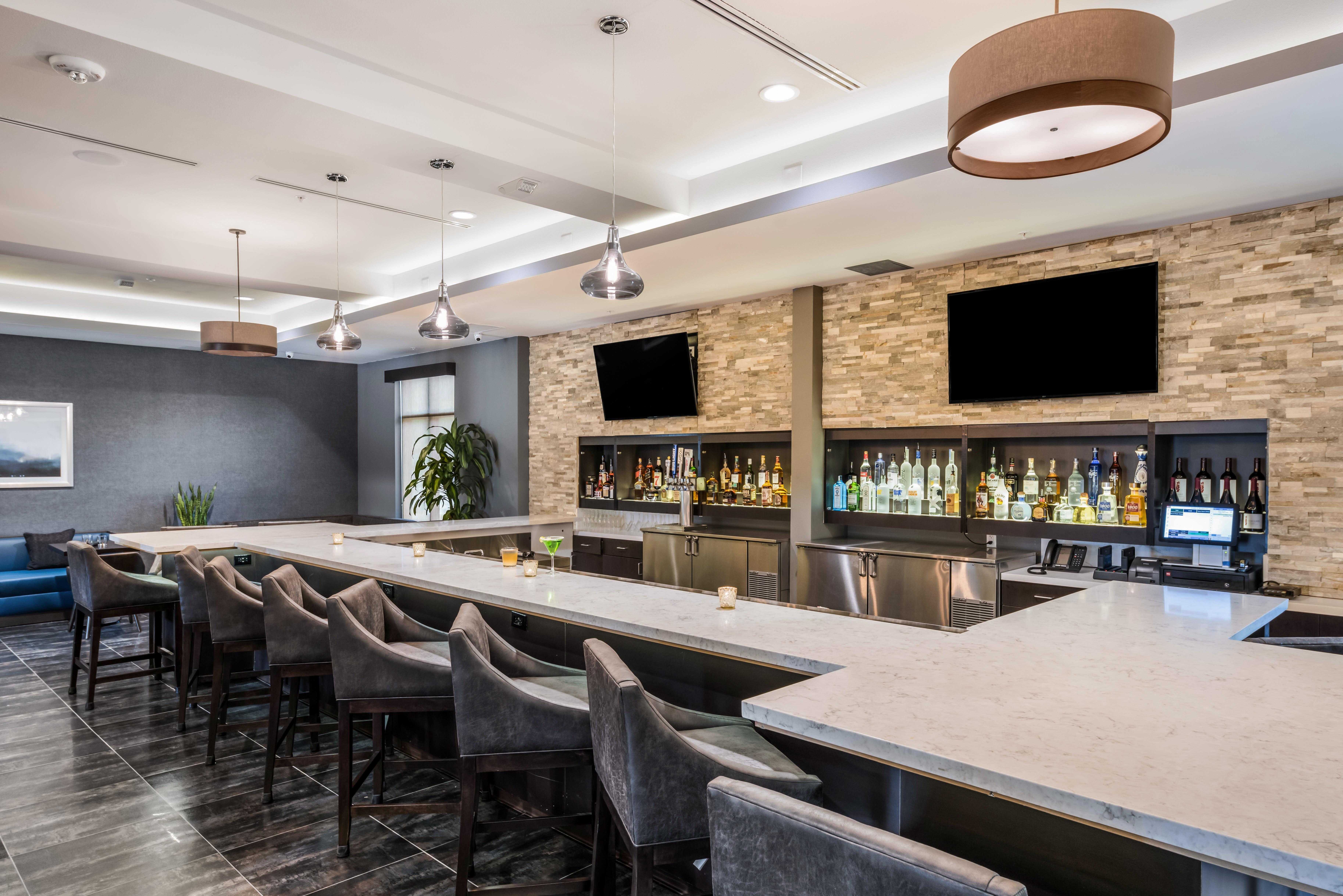Holiday Inn Hotel & Suites Silicon Valley - Milpitas By Ihg Exterior photo