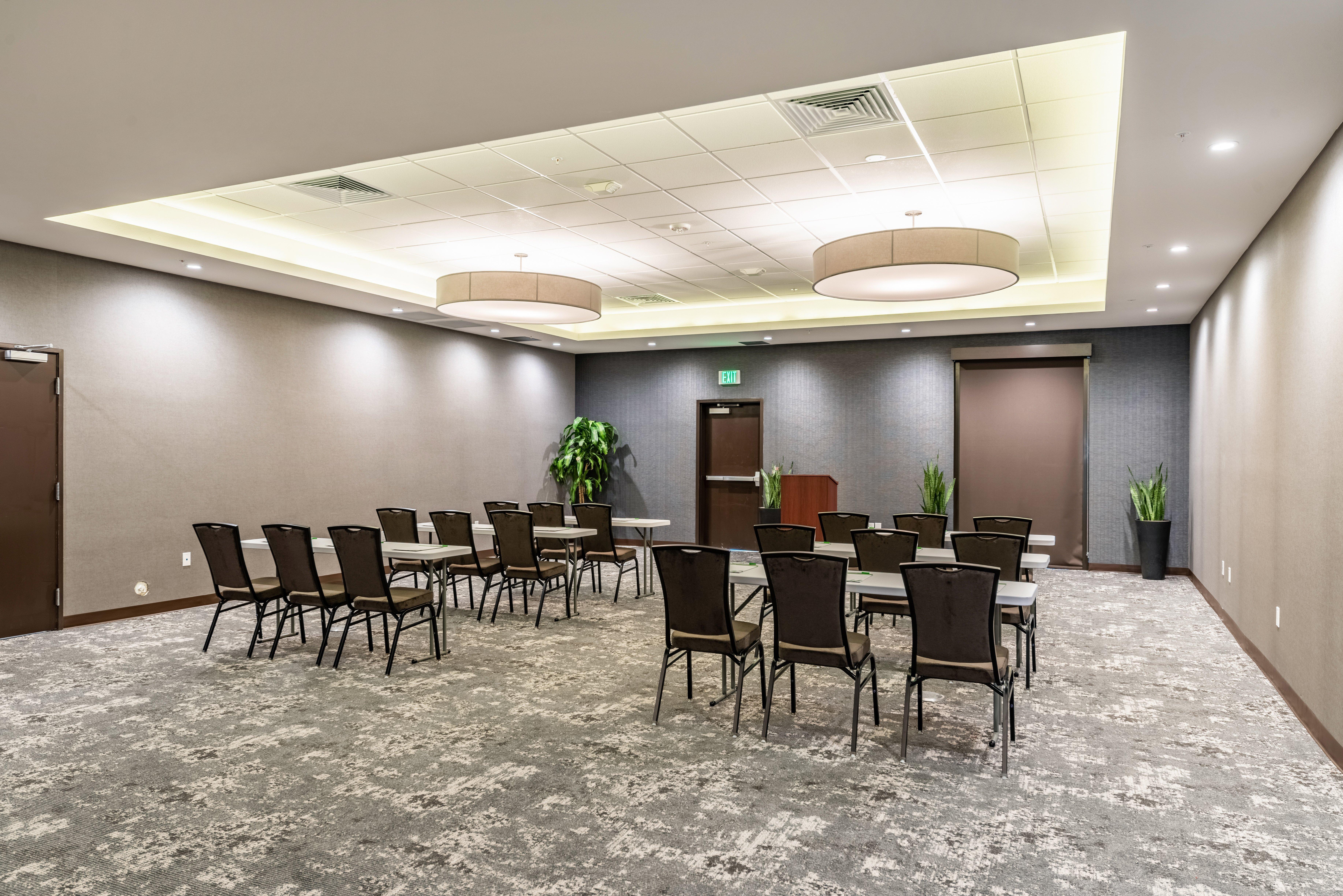 Holiday Inn Hotel & Suites Silicon Valley - Milpitas By Ihg Exterior photo